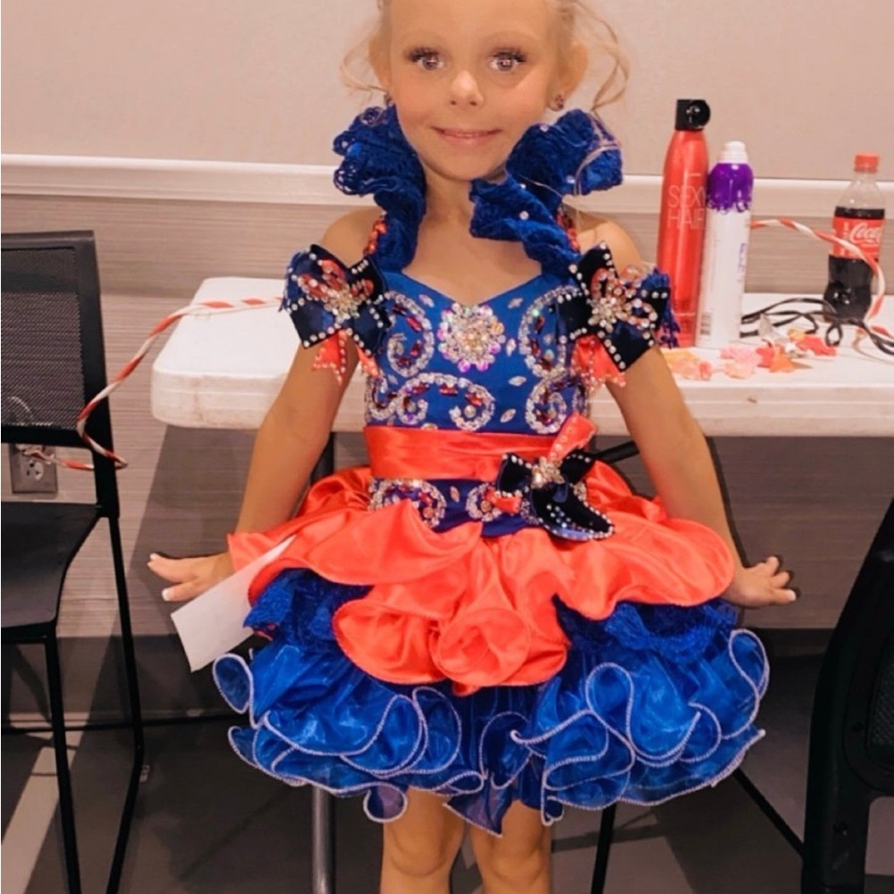 Pageant dress